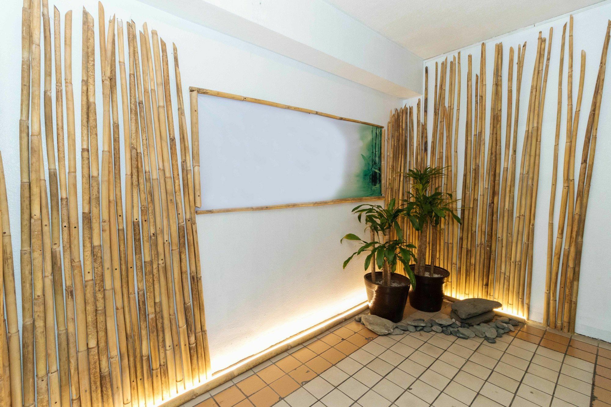 Reddoorz @ Amorsolo Makati Makati City Exteriör bild